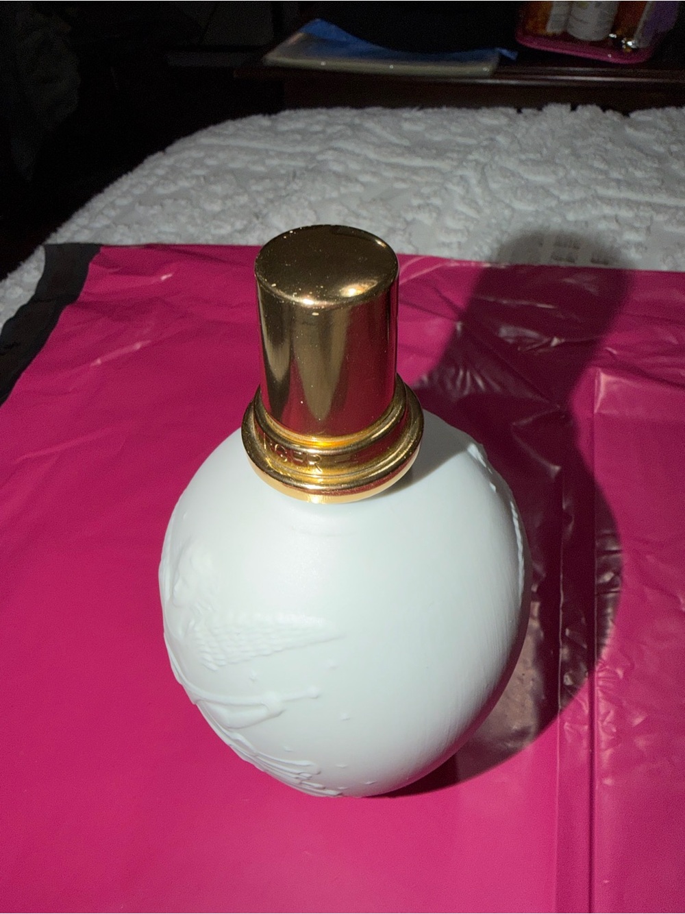 Lampe Berger White Ceramic Fragrance Lantern with Gold Vent Cap Artoria Limoges - Picture 6 of 8